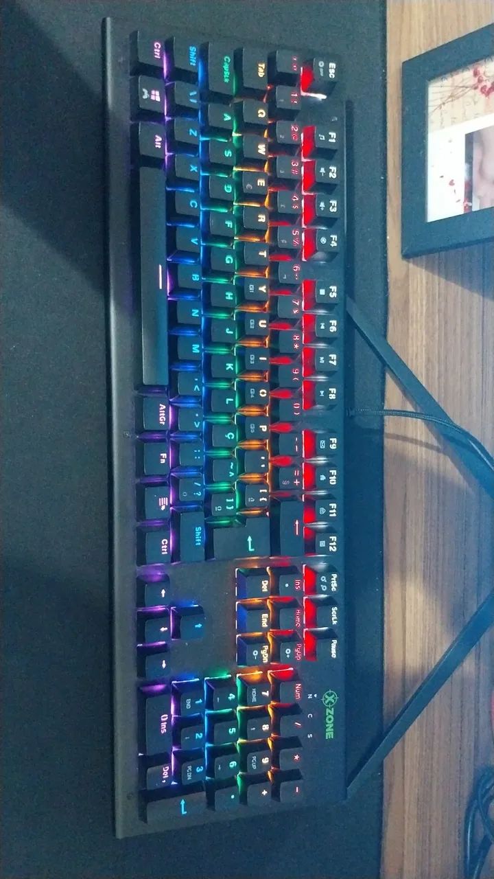 Teclado mecânico64363328112769120