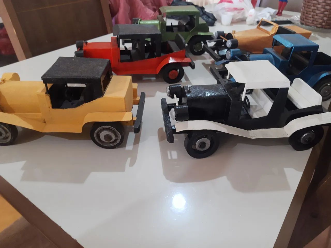 Miniaturas carros antigos 28cm 06 unidades - Foto 5