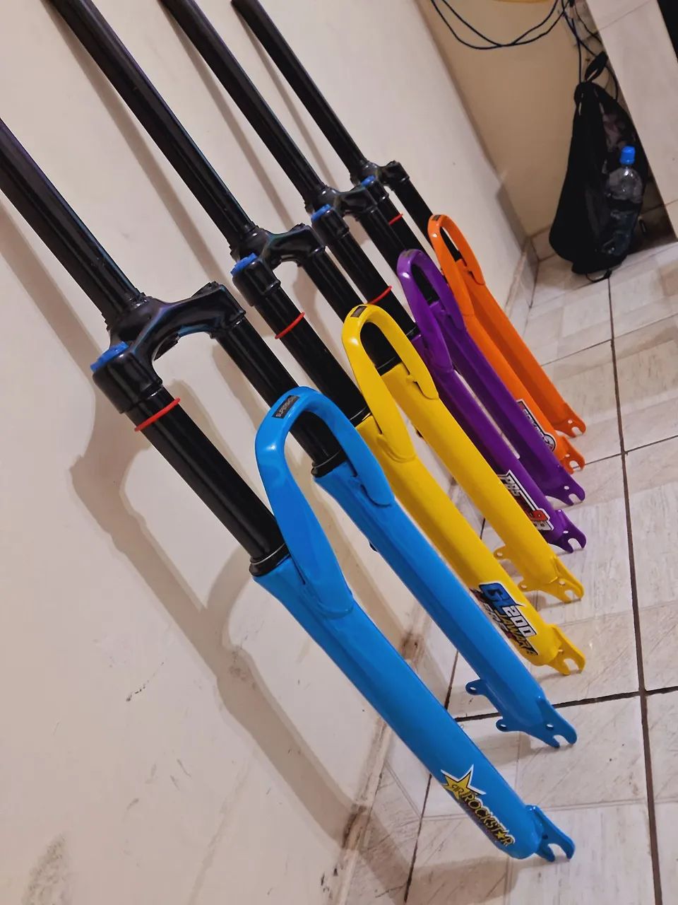 Suspensão para Bike - 26/27,5/29, sem trava NOVA
