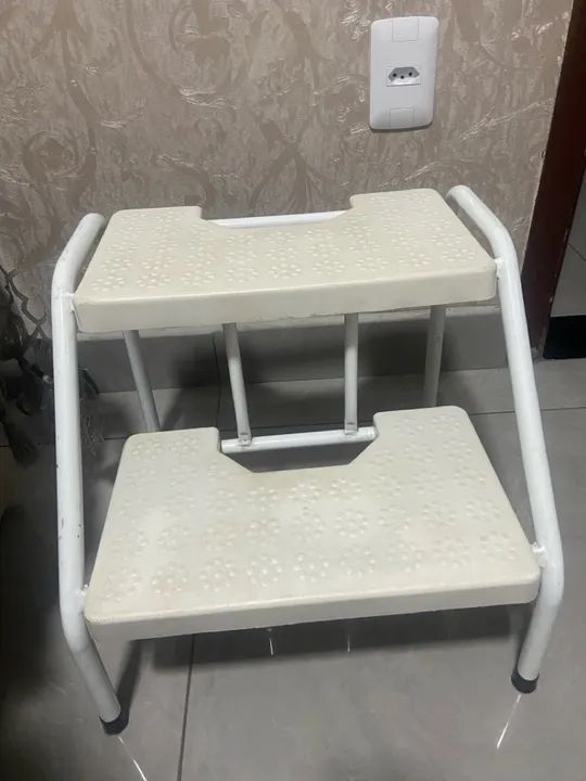 Maca para massagem + escadinha + carrinho auxiliar  - Foto 2