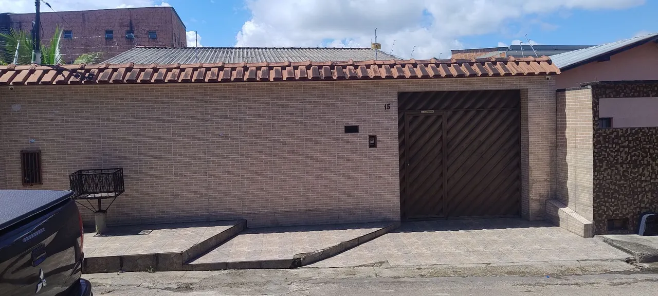 Alugo Casa mobiliada na Redenção