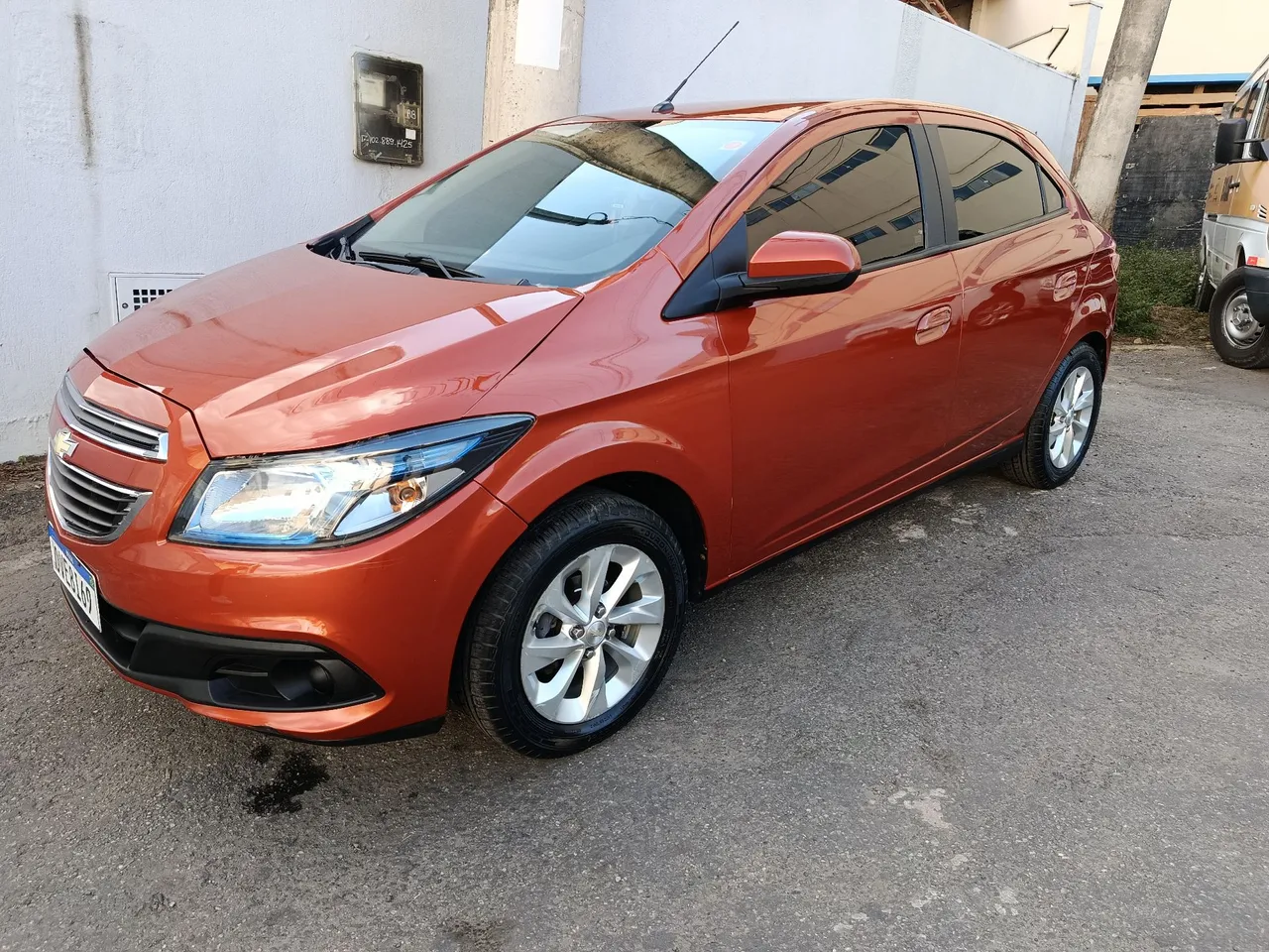 Onix LT 1.4 Completo