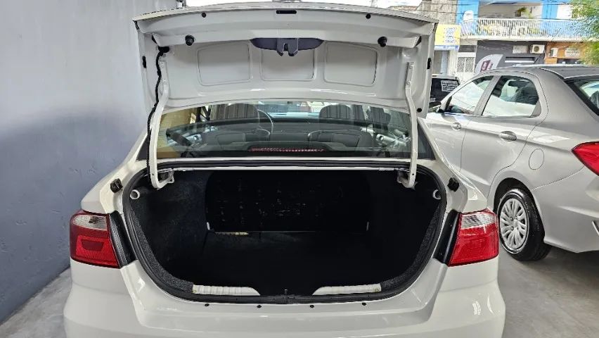 Volkswagen Voyage MPI 1.0 2023 - Foto 2