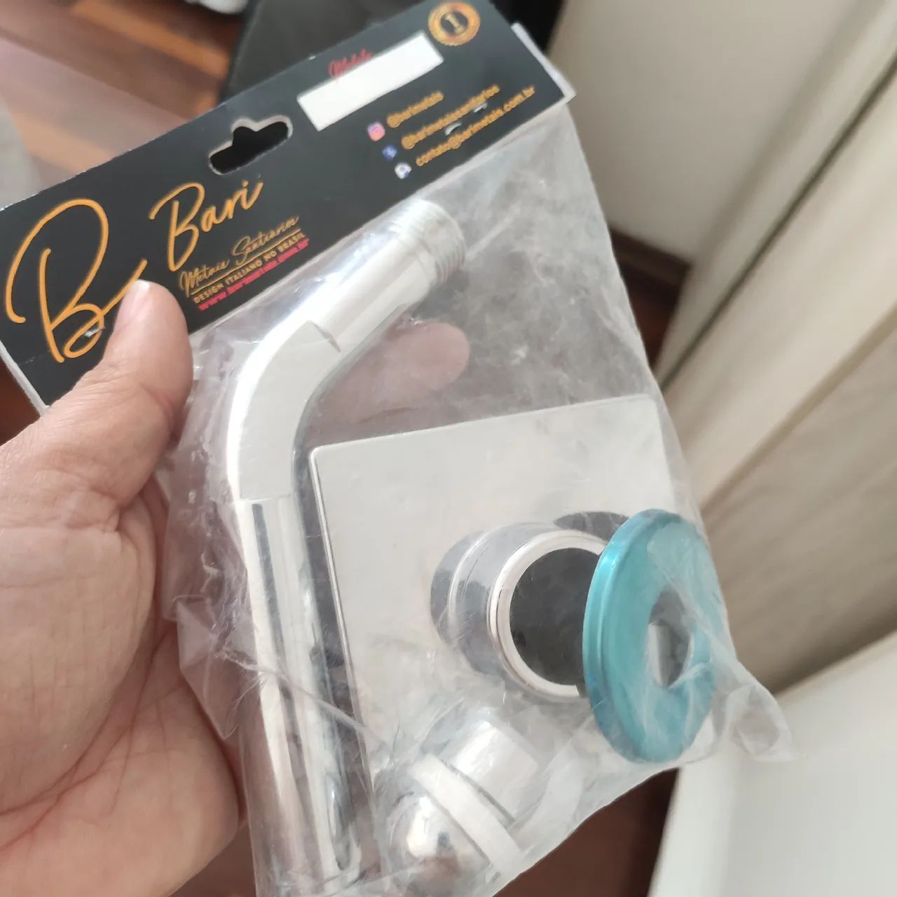 ? Ducha Bari Quadrada Cromada - Nova e Lacrada - Foto 5