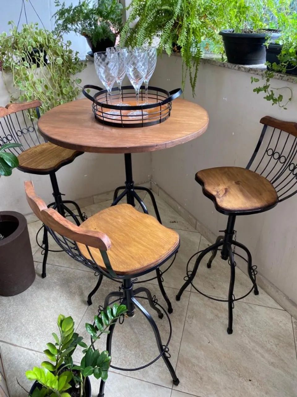 Jogo bistro mesa e 3 cadeiras - Foto 2