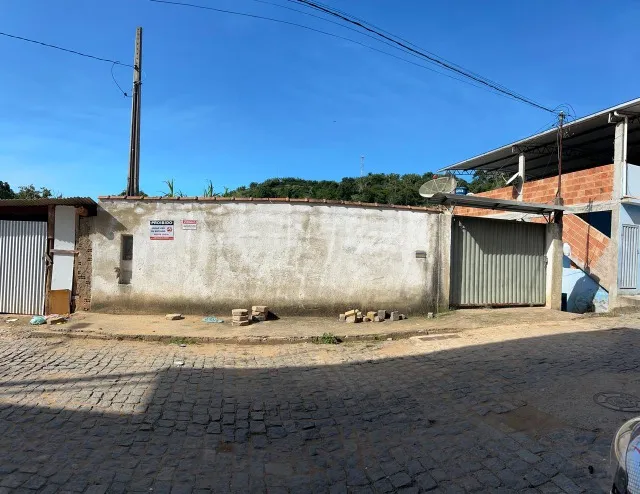 Terreno de 469 m2, escriturado, IPTU em dia e padrão de energia