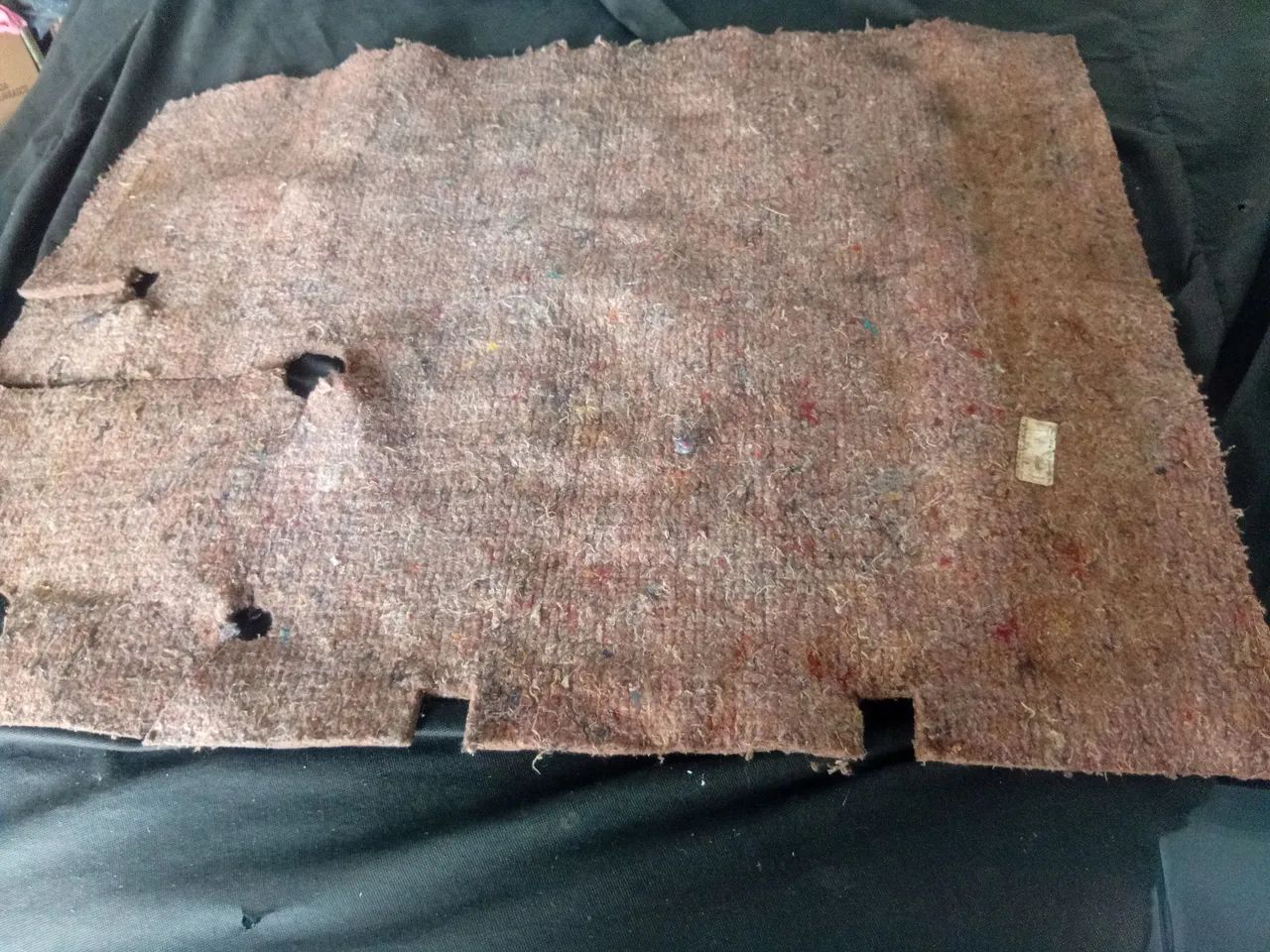 Peças de opala feltro proteção do tanque combustivel caravan  original  - Foto 2