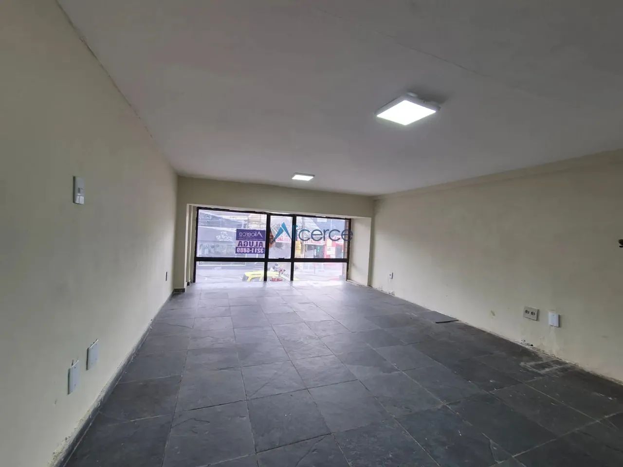 Loja com 65m² com sobreloja no Centro!!! - Foto 9