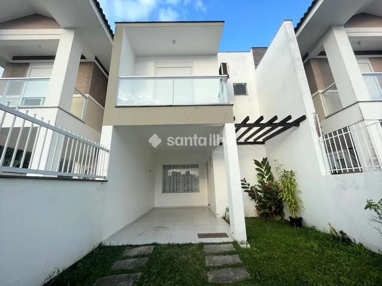 Casa com 3 dormitórios para alugar, 126m² - Ribeirão da Ilha - Florianópolis/SC