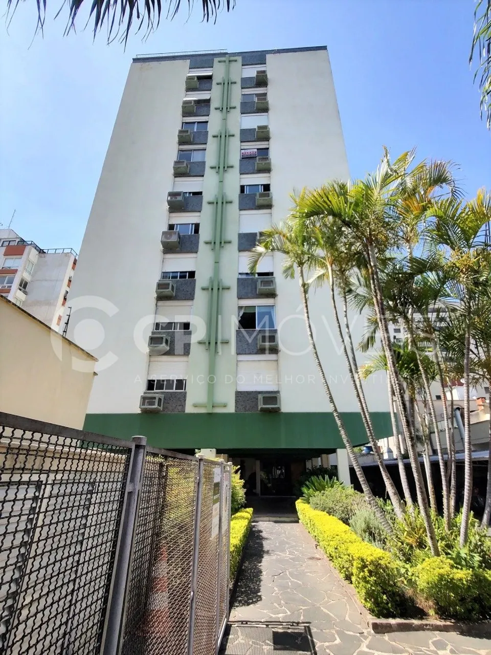 Apartamentos em Porto Alegre, no bairro Auxiliadora, à venda.