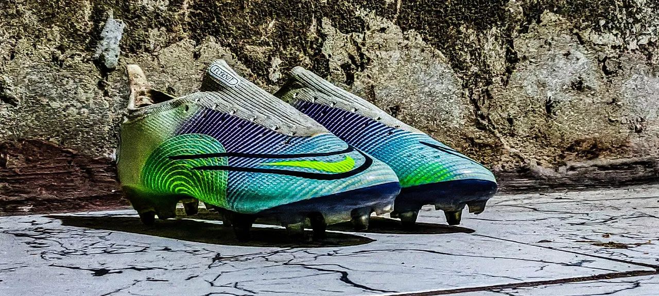 NIKE MERCURIAL AIR ZOOM SUPERFLY 9 RÉPLICA TAMANHO 44<br>