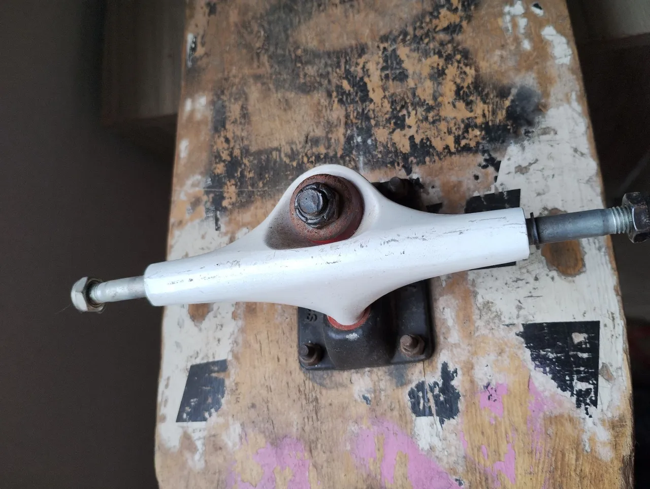 Truck de Skate e shape brinde