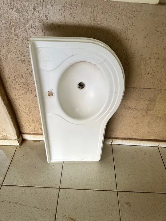 Cuba para banheiro usada