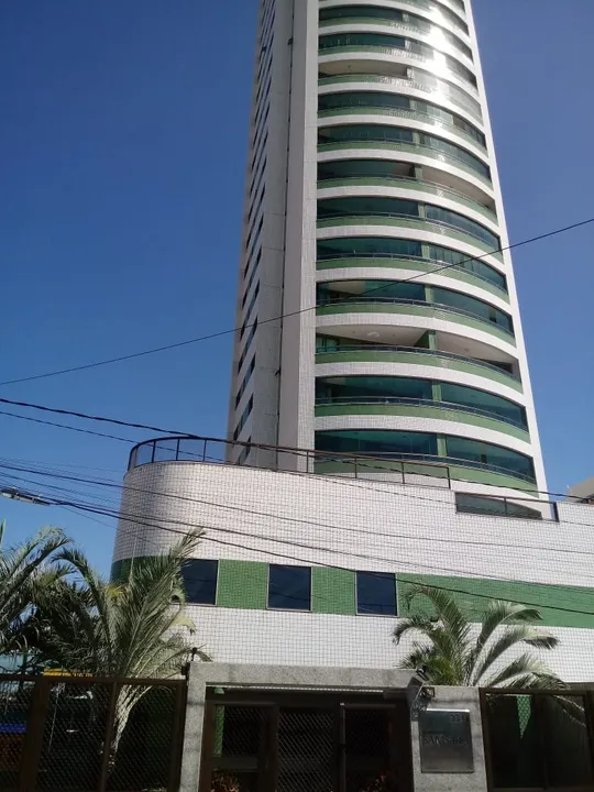 Beira mar, andar alto, ventiladíssimo, apt moderno