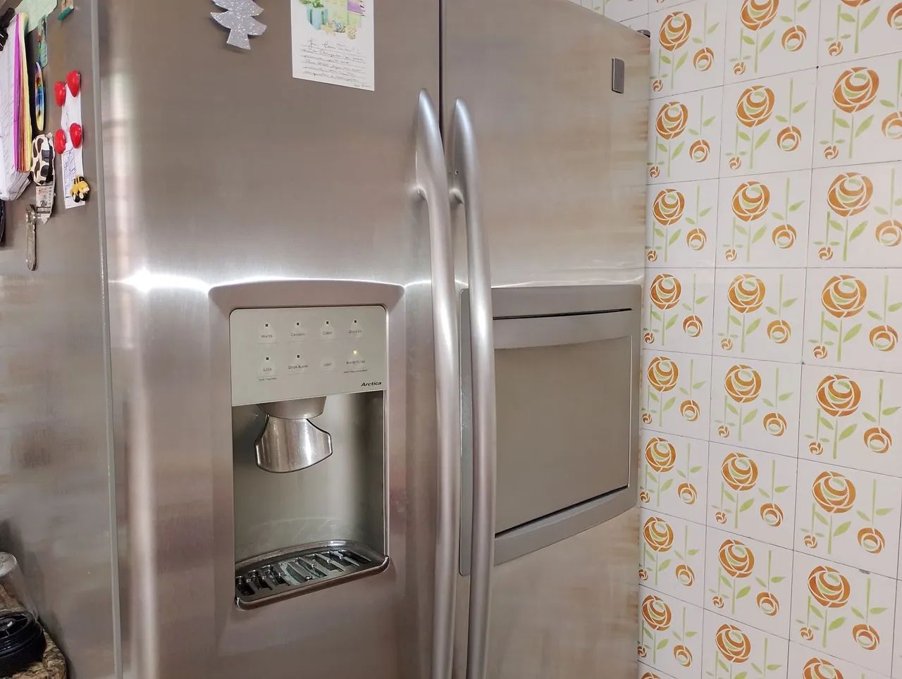 Geladeira Side by Side excelente estado - Geladeiras e Freezers