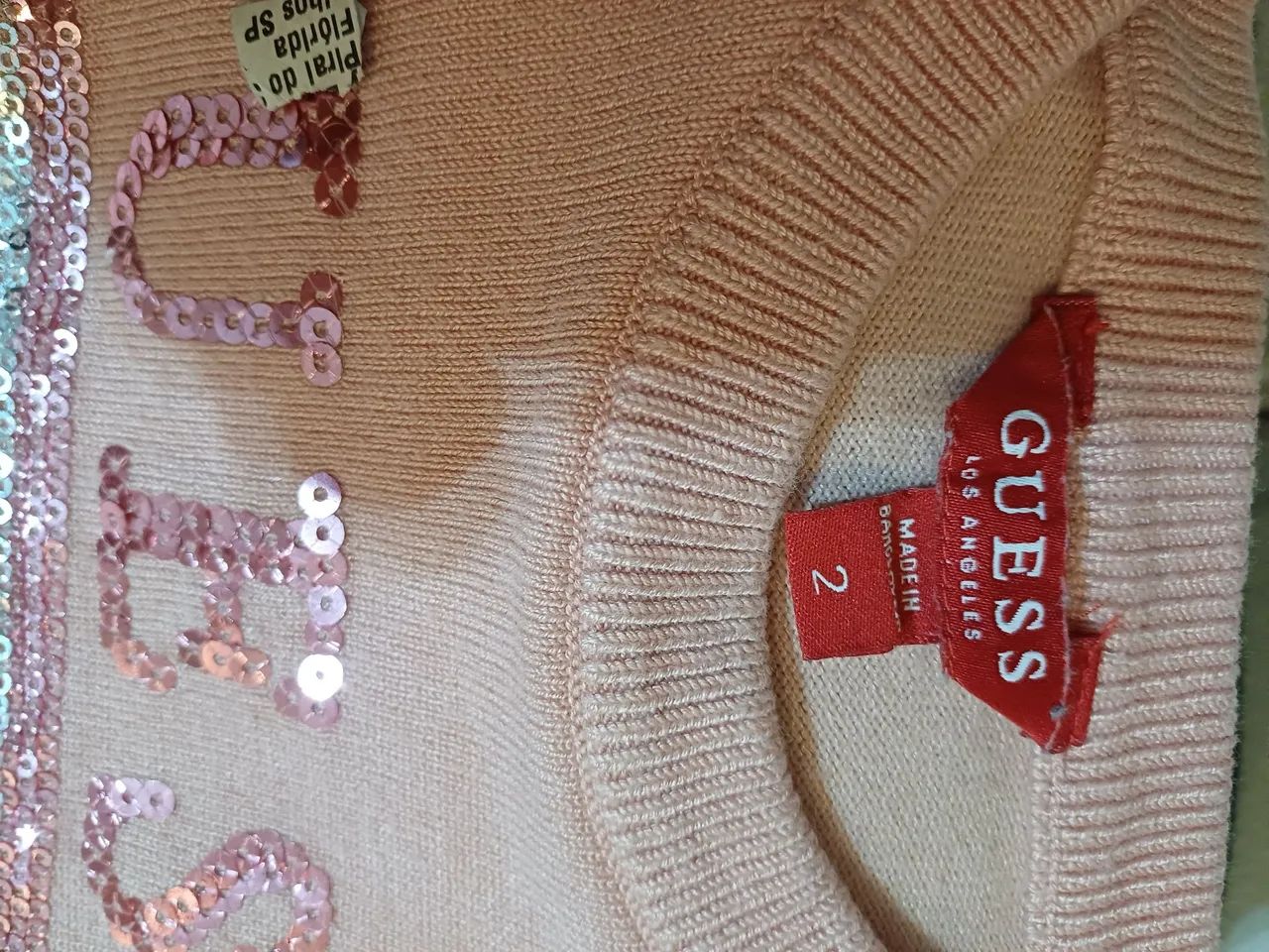 Blusa infantil feminina Guess com paetês, cor rosa bebê,  tam.2 . - Foto 3