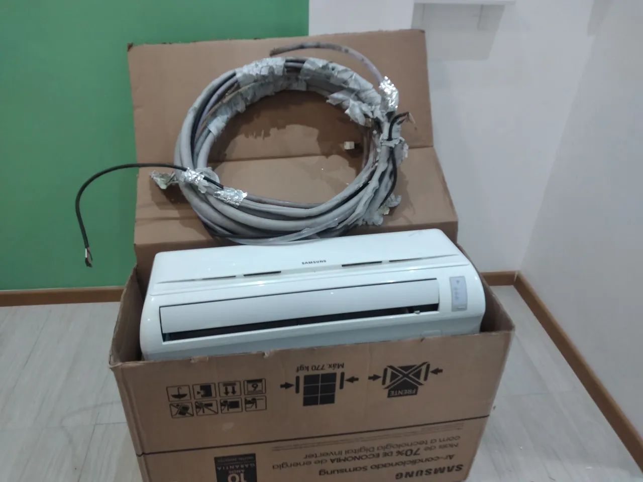 Torrando pra vender logo, Ar Condicionado Split Samsung 12.000 btus, 220v, frio. - Foto 6