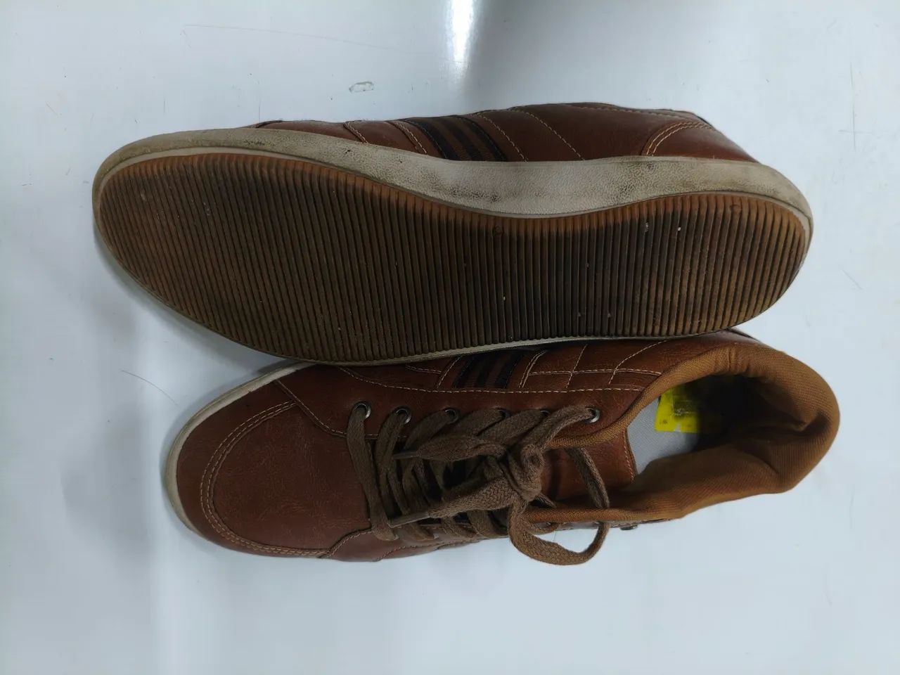 Sapatênis n. 42 R$50 - Foto 2