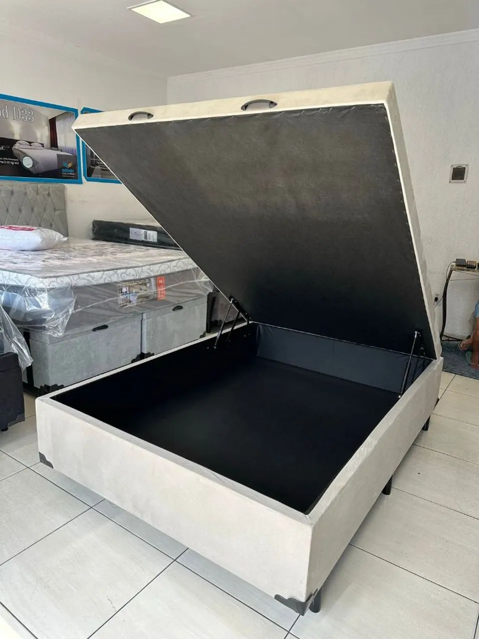 Cama baú verde moderna com amplo espaço interno - Foto 2