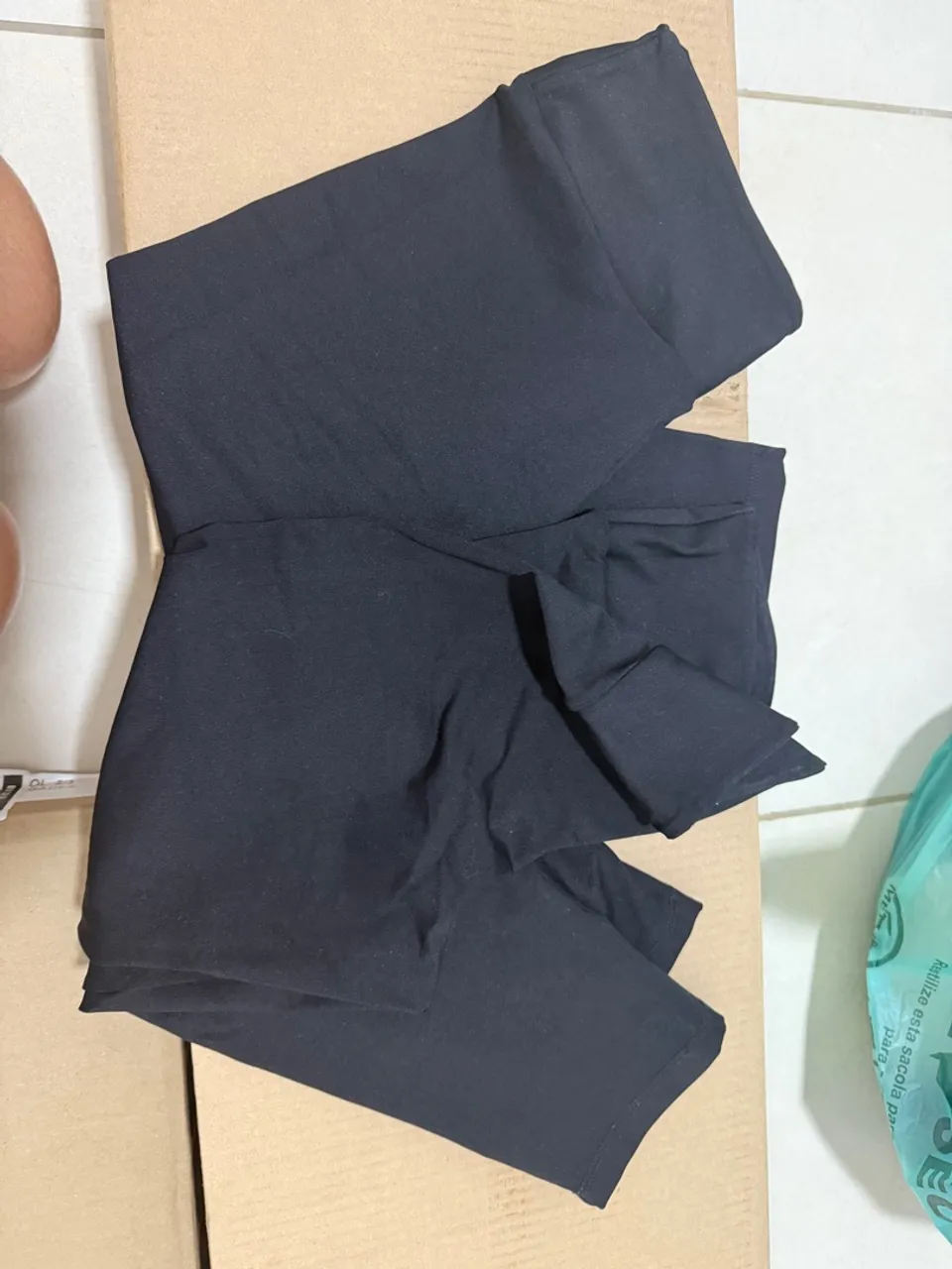 Calça abaixo do joelho de academia