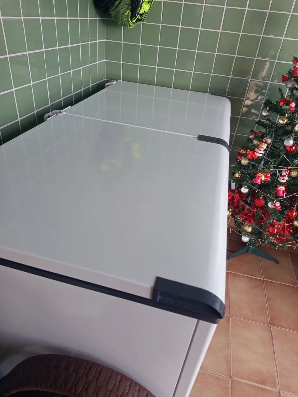 Vendo um freezer horizontal da Engefrio valor 3.800 - Foto 2