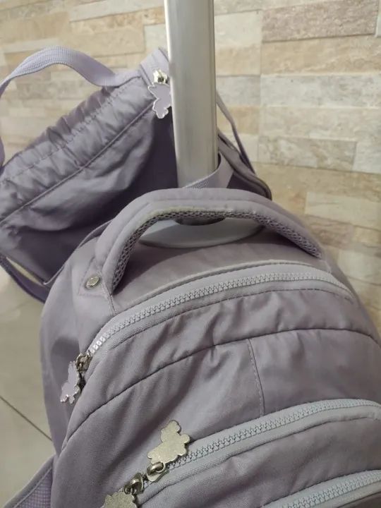 Mochila de rodinhas Rebeca Bonbon - Foto 2