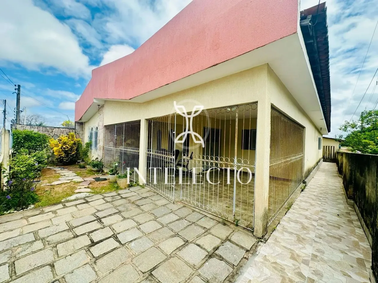 Alugo casa Cidade Satelite Pitimbu