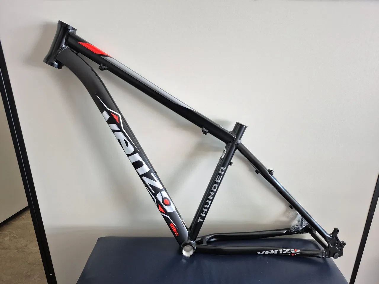 quadro venzo carbono