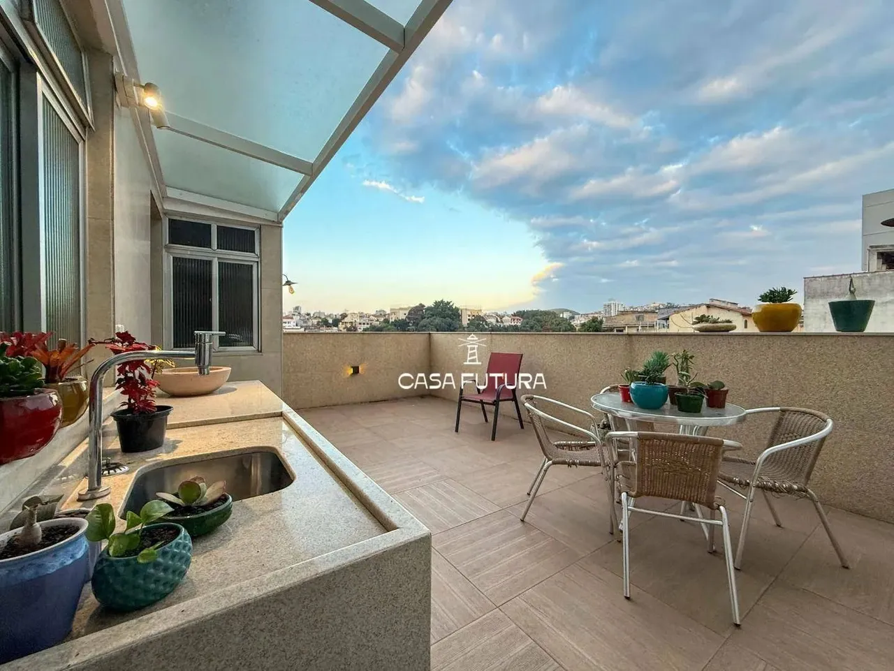 Apartamento Garden com 4 dormitórios à venda, 145 m² por R$ 690.000,00 - Colina - Volta Re