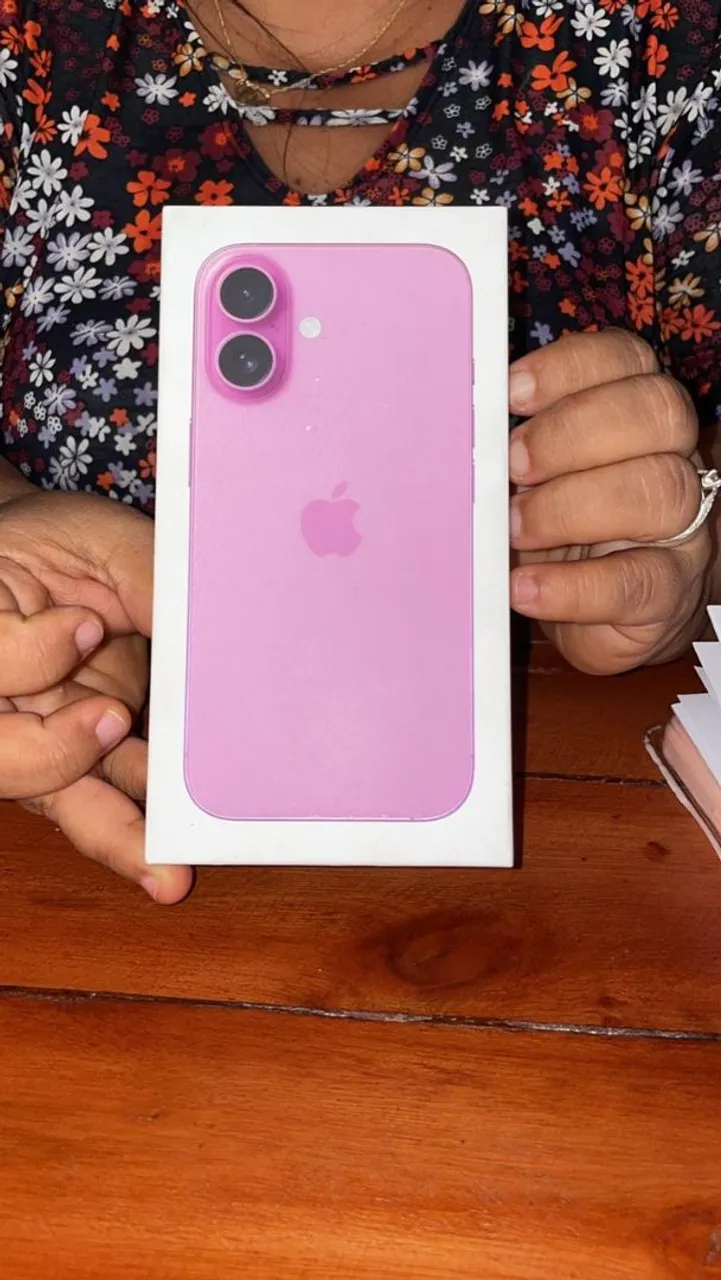 Iphone 16 rosa pink de 256 gb