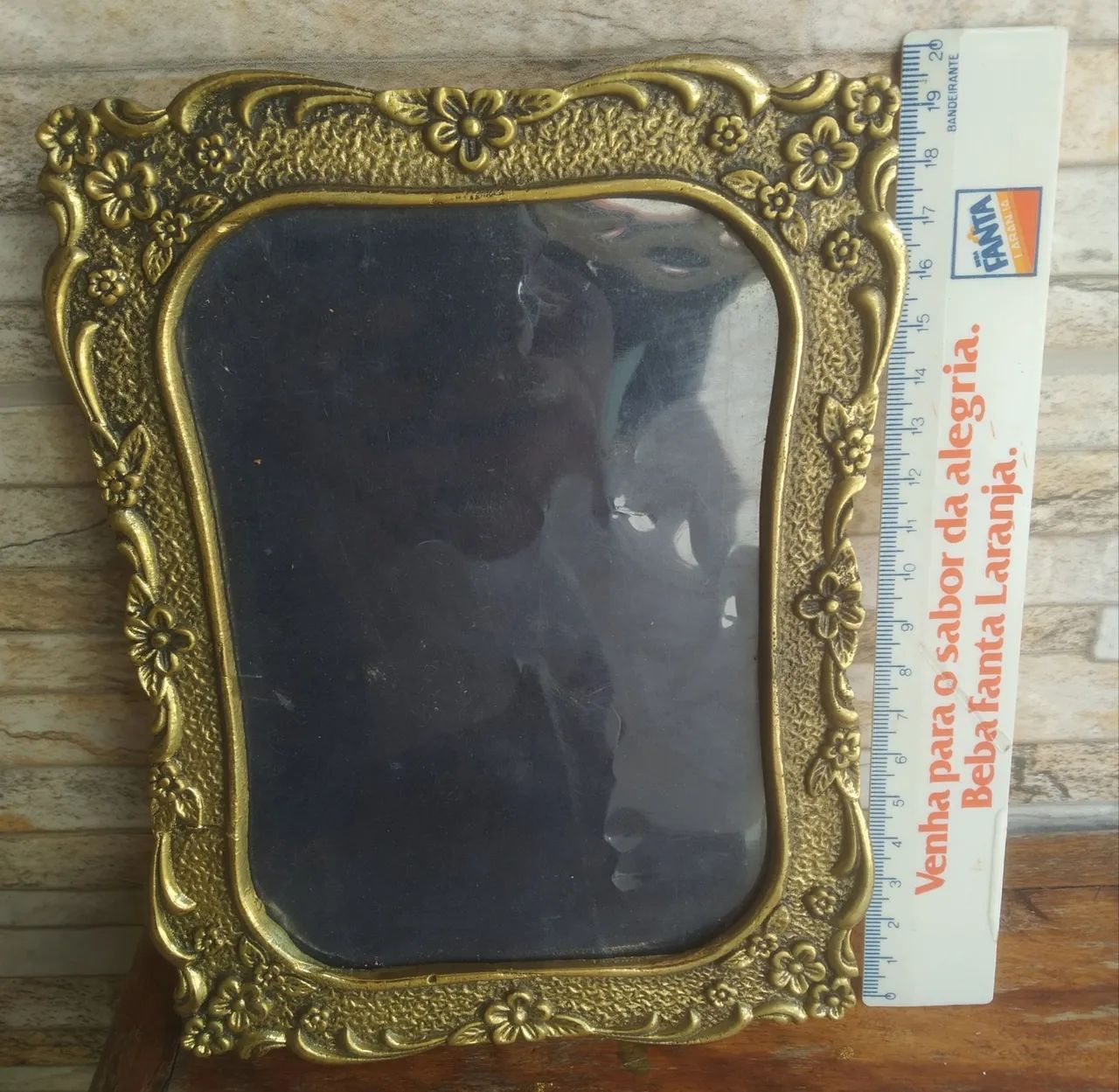 Moldura de Bronze Antiga - Sem vidro 