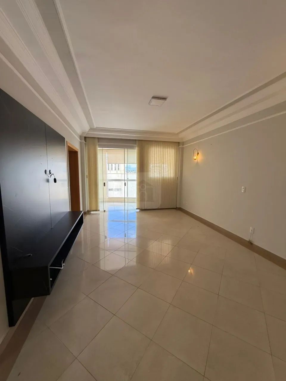Apartamento para locação e venda no bairro Centro - Foto 2