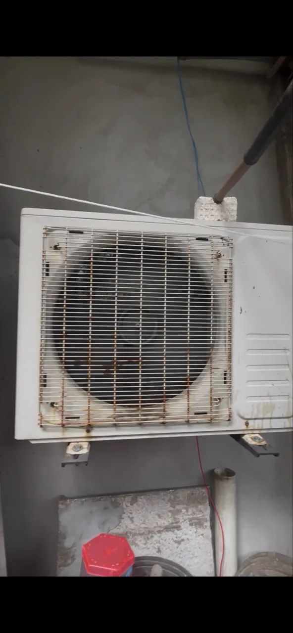 Ar-condicionado bem conservado funcionando perfeitamente 12.000 BTUs  - Foto 4
