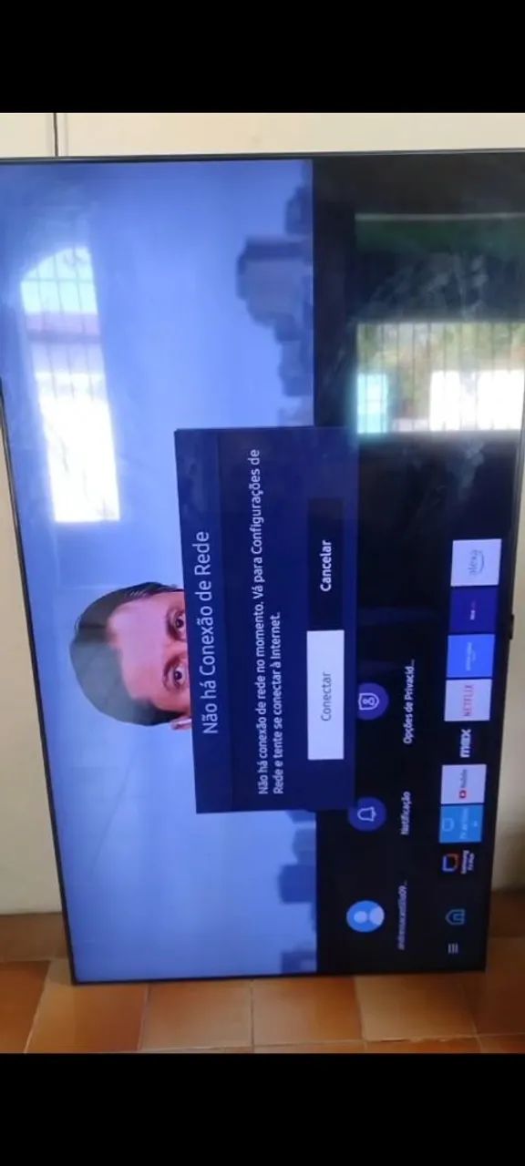 Tv smart 65" sistema Android  Samsung 