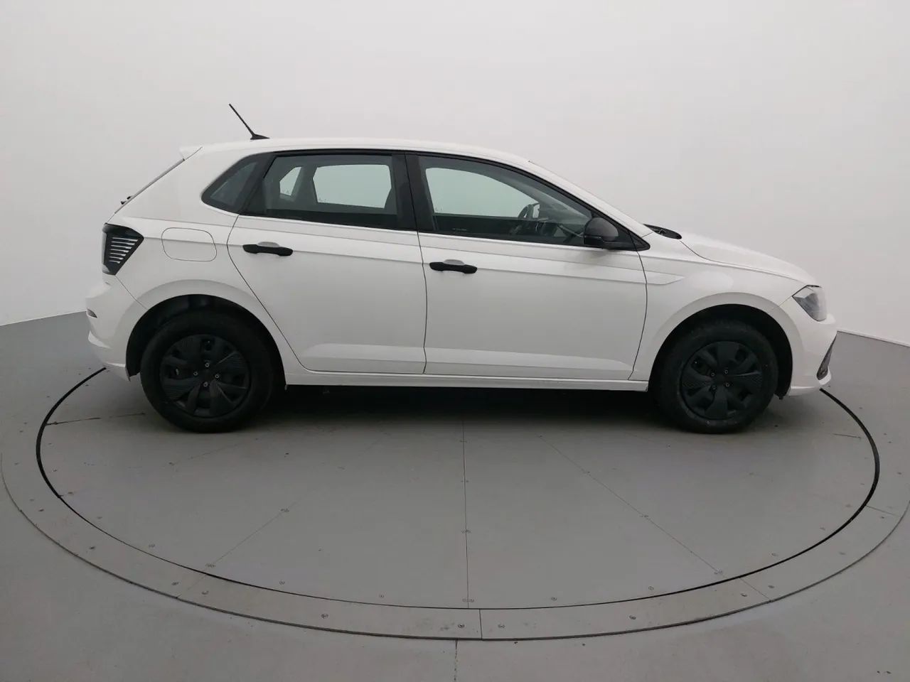 Volkswagen Polo Track 1.0 Flex 12V 5p, foto 6 de 18