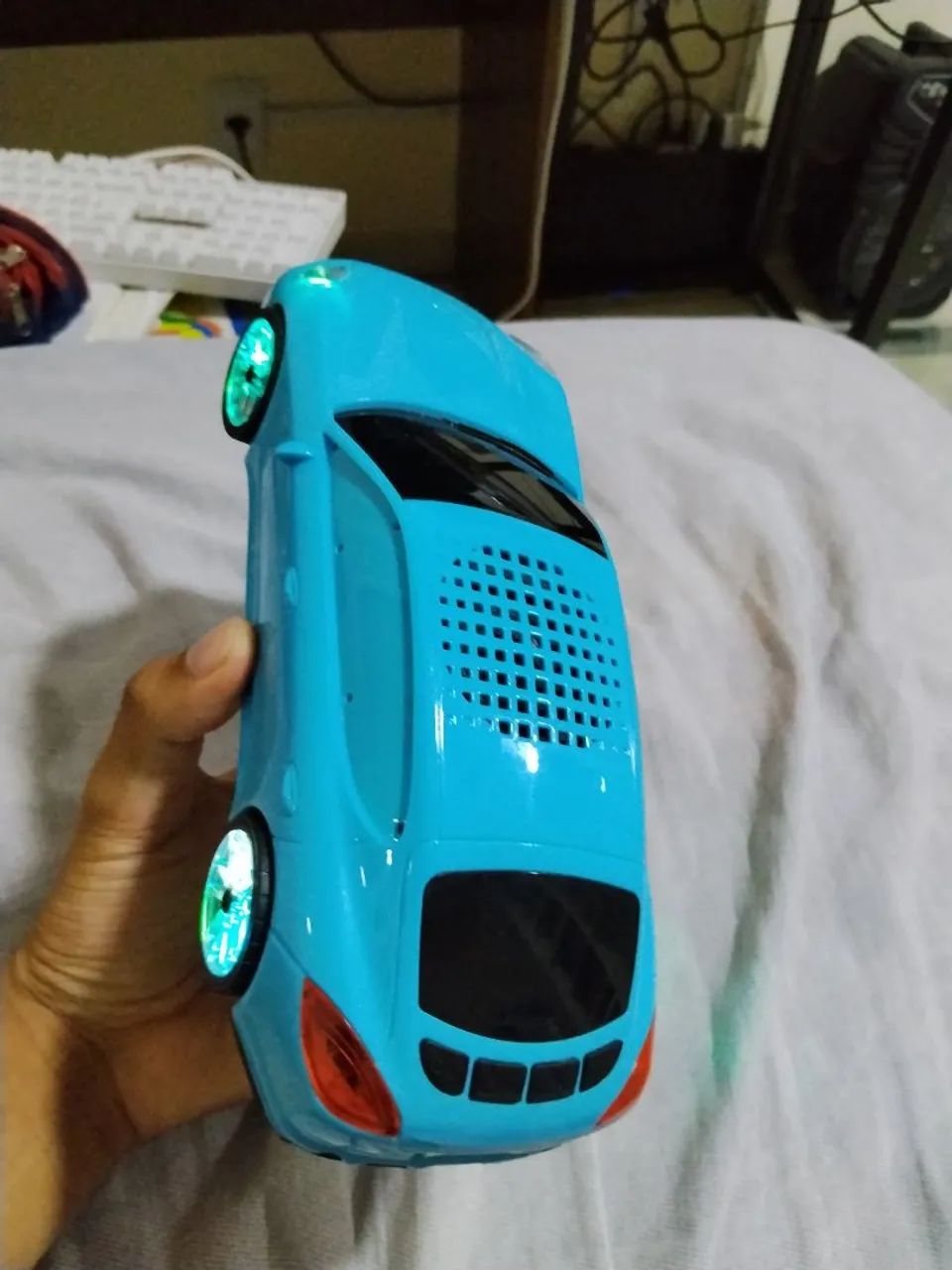 CAIXA DE SOM EM FORMATO DE CARRO - Foto 5