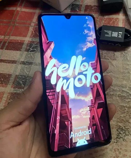 Moto g06