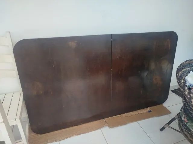 Mesa de Madeira Ajustável Com 6 Cadeiras Ideal para Granjas, Chácaras...