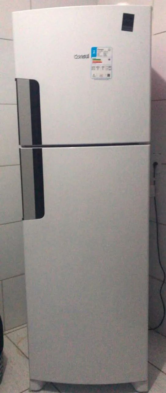 Vende-se geladeira 