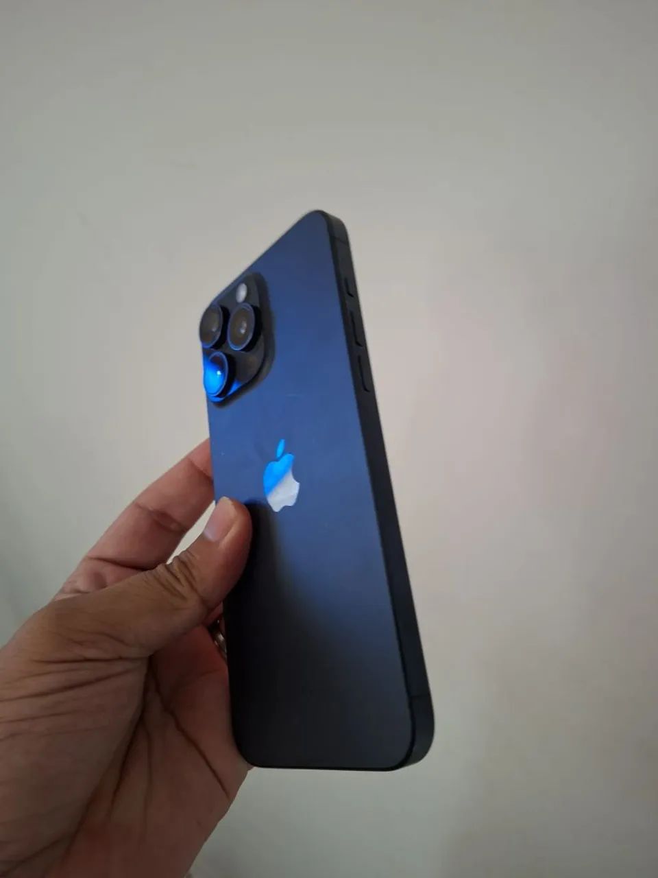 iPhone 15 Pro Max - Foto 2