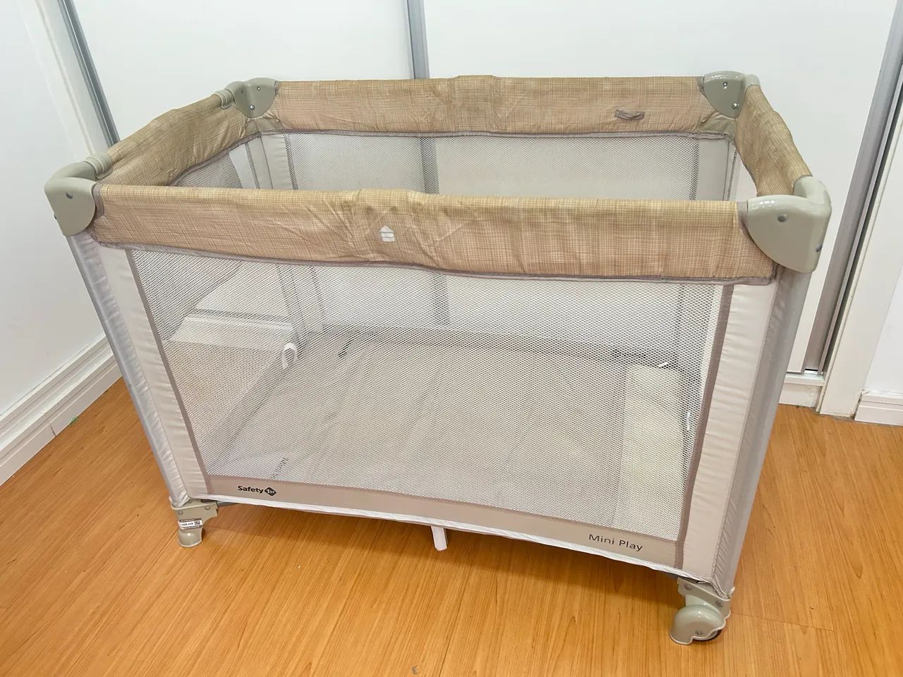 Safety 1st  Berço Mini Play