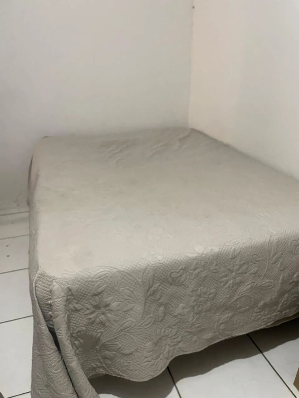 Cama de casal, Colchão + base