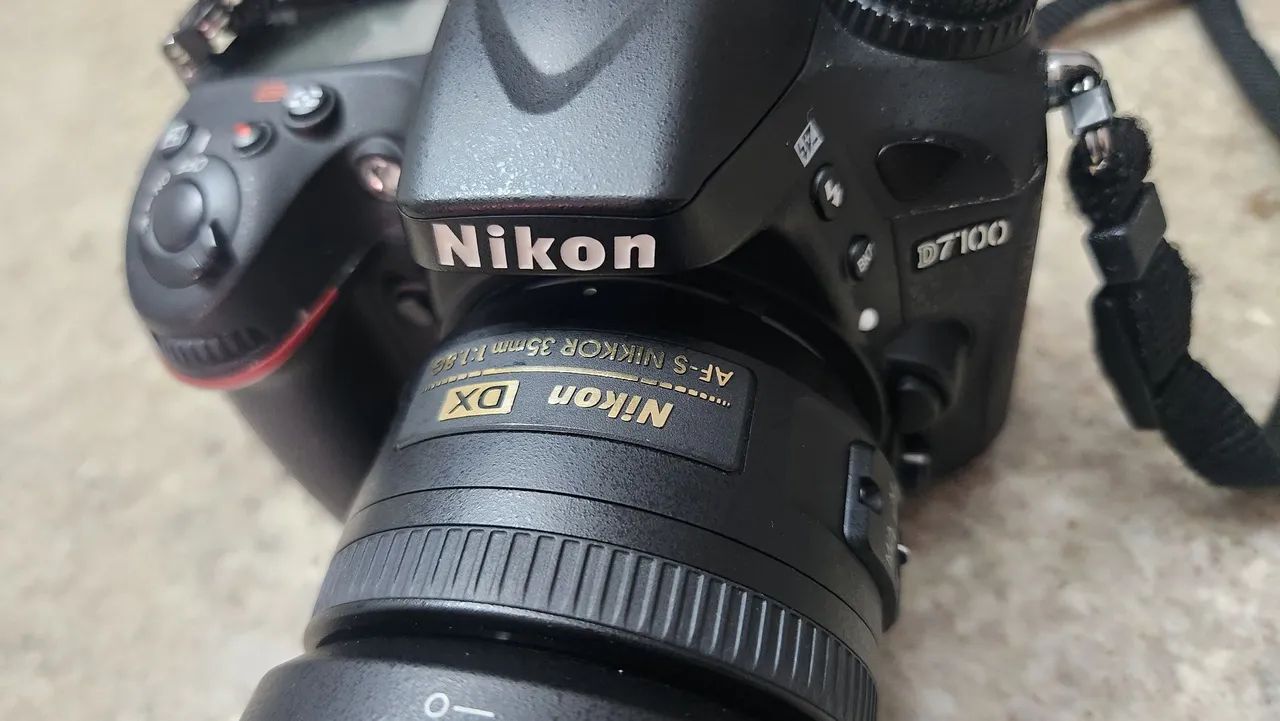 Câmera Nikon D7100 c/ lente 35mm e flash Sb-400 - Foto 3