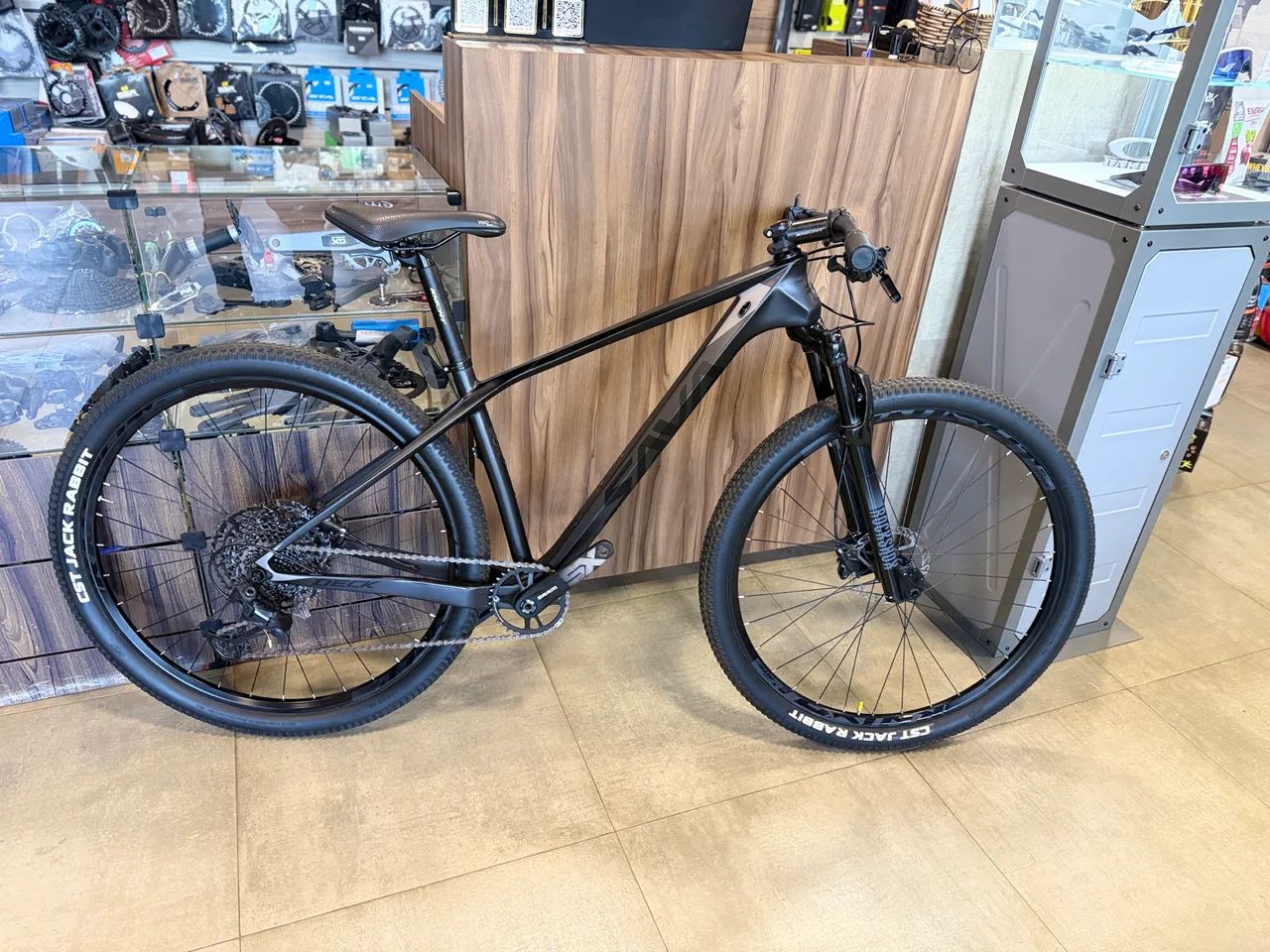Bicicleta MTB carbono boost Sram 