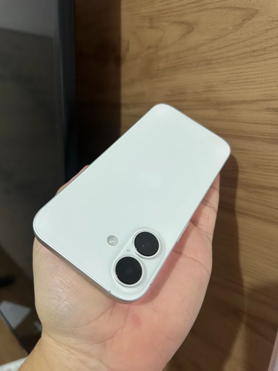 iPhone 16  - Foto 5