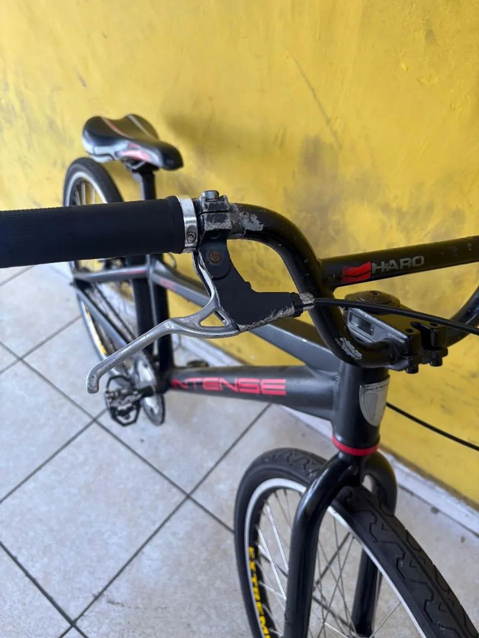Bicicleta Intense BMX aro 24