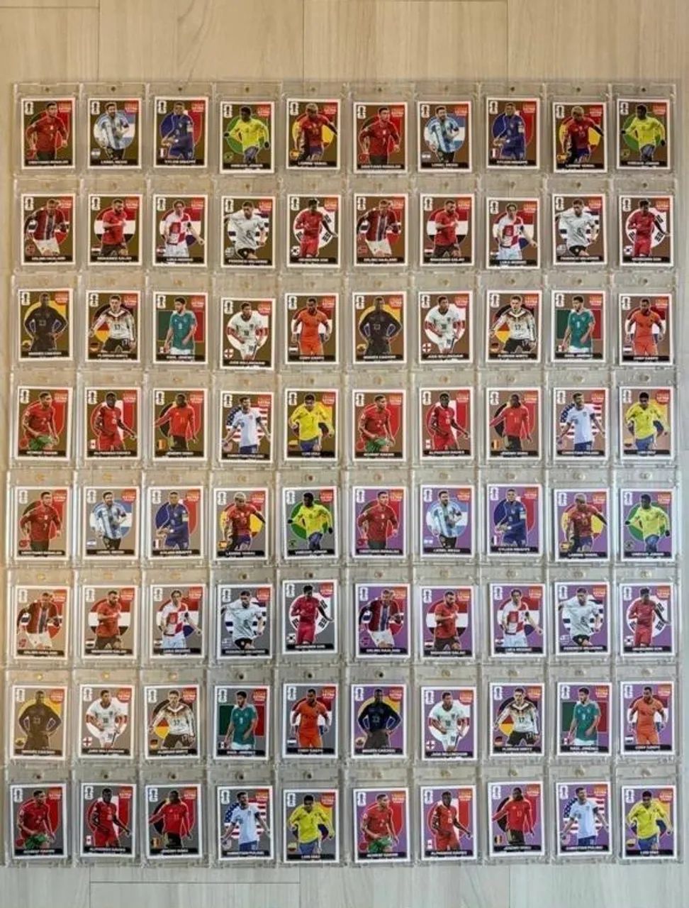 Kit completo 80 figurinhas extra legends
