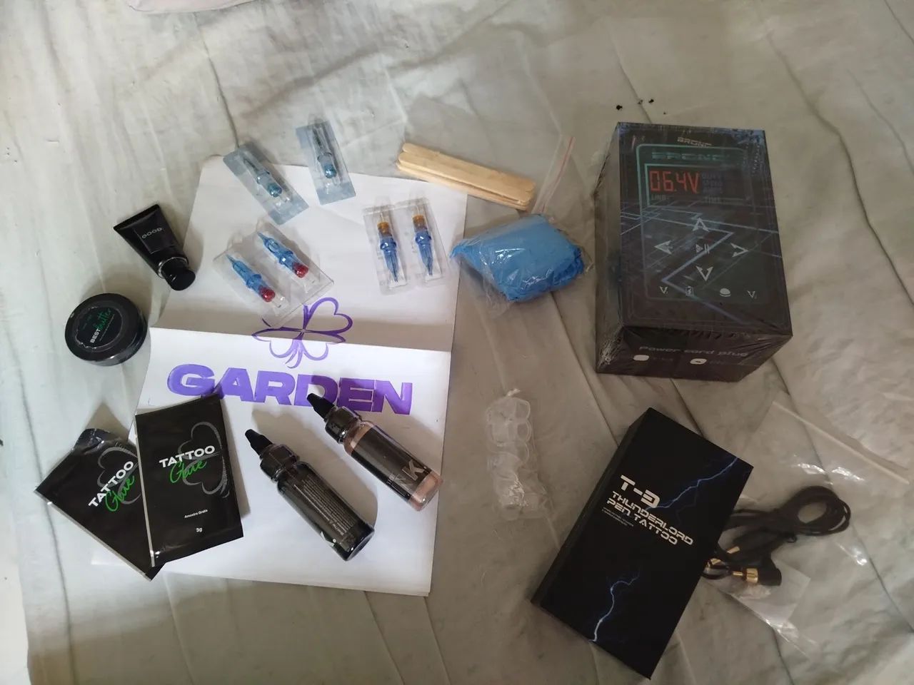 Kit de tatuagem 