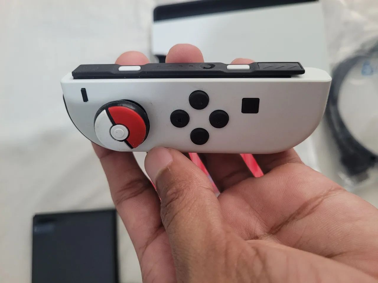 Nintendo Switch OLED Branco - Foto 2