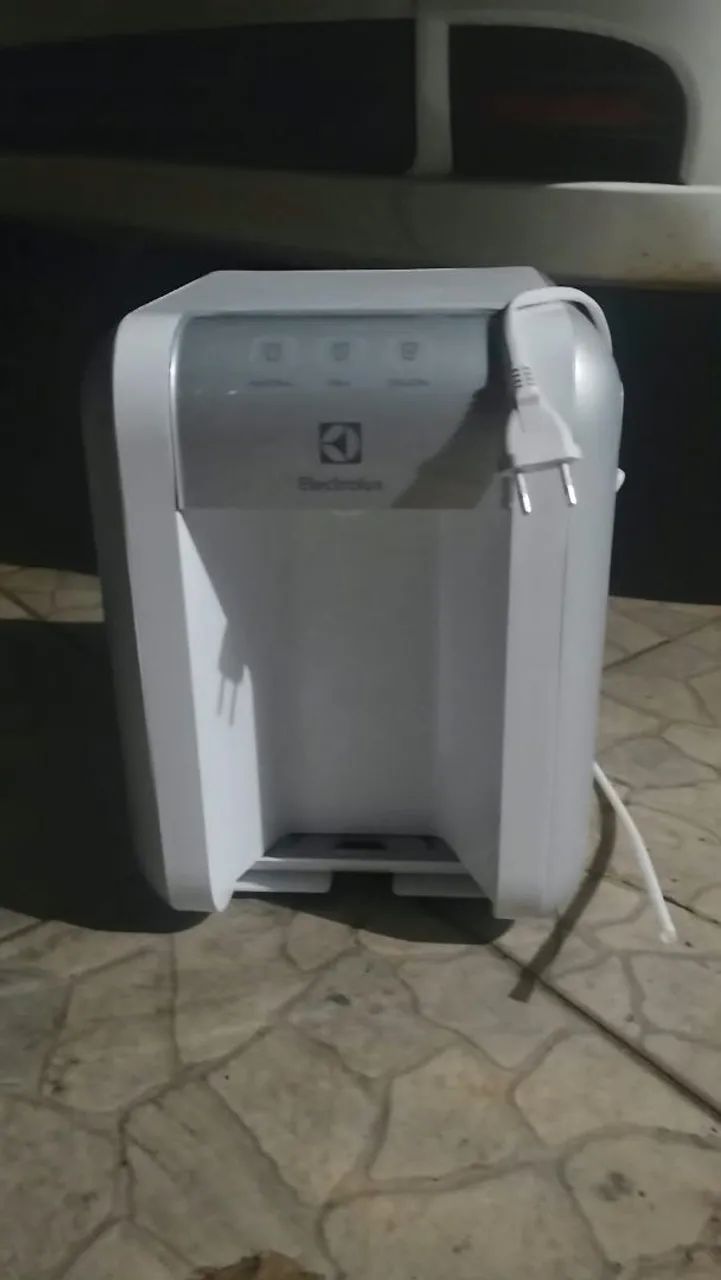 Bebedouro letrico Eletrolux  - Foto 5